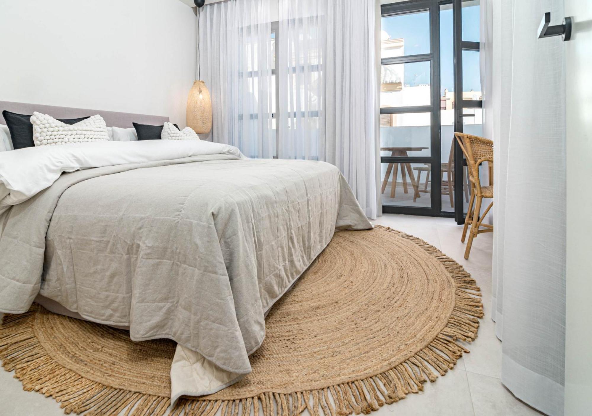 Seaclub Suites Estepona Exterior photo
